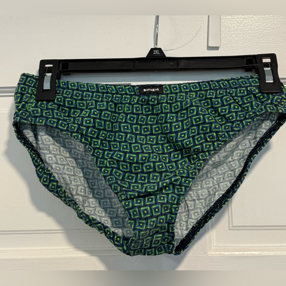 Mens Medium Papi Square Pattern Briefs Used in great condition